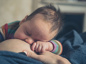 3 Ways to Gently Treat Your Baby's Cradle Cap